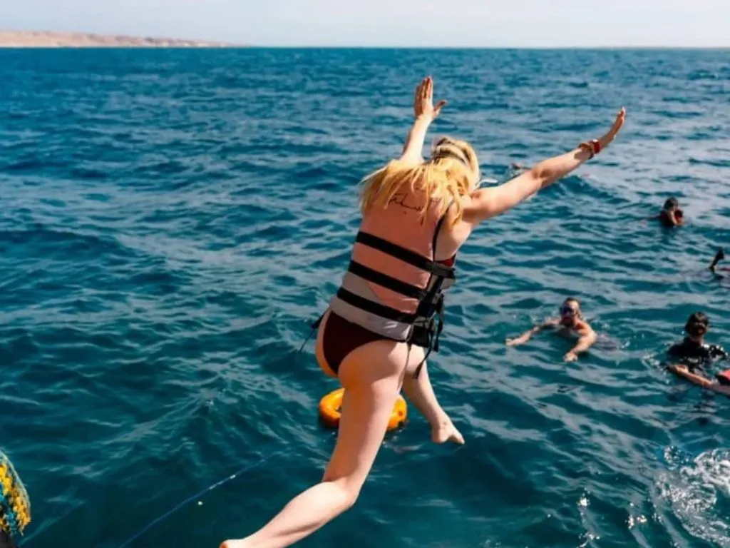 Hurghada Underwater Semi Submarine and Snorkeling hurghada-underwater-semi-submarine-and-snorkeling/629474355_903613825971604_6430091735402624559_n.jpg